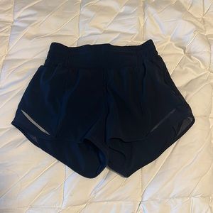 WOMENS LULULEMON SHORTS